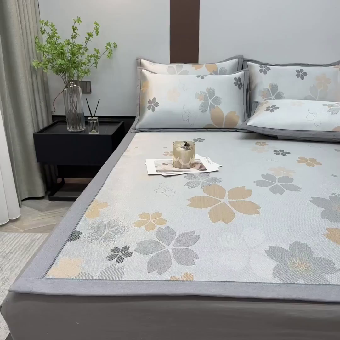 91家纺网 家纺一手货源 找家纺 全季家居 2025新款900D高精密三色纬提花冰丝凉席 床席-静享花开