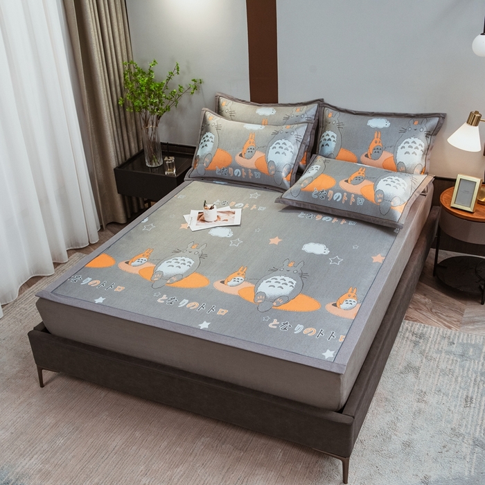 91家纺网 家纺一手货源 找家纺 全季家居 2025新款900D高精密三色纬提花冰丝凉席 床席-龙小猫-黄