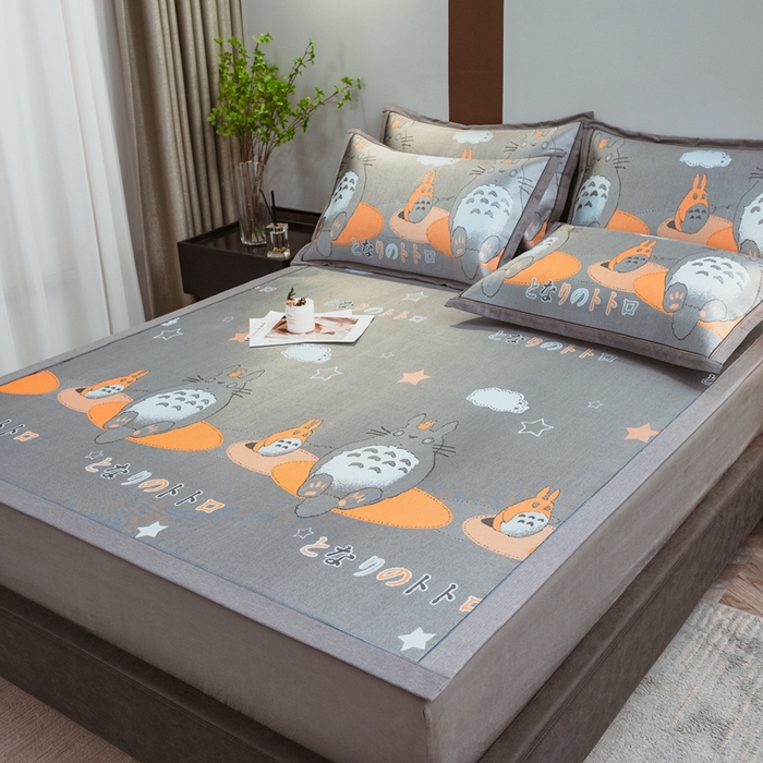 91家纺网 家纺一手货源 找家纺 全季家居 2025新款900D高精密三色纬提花冰丝凉席 床席-龙小猫-黄