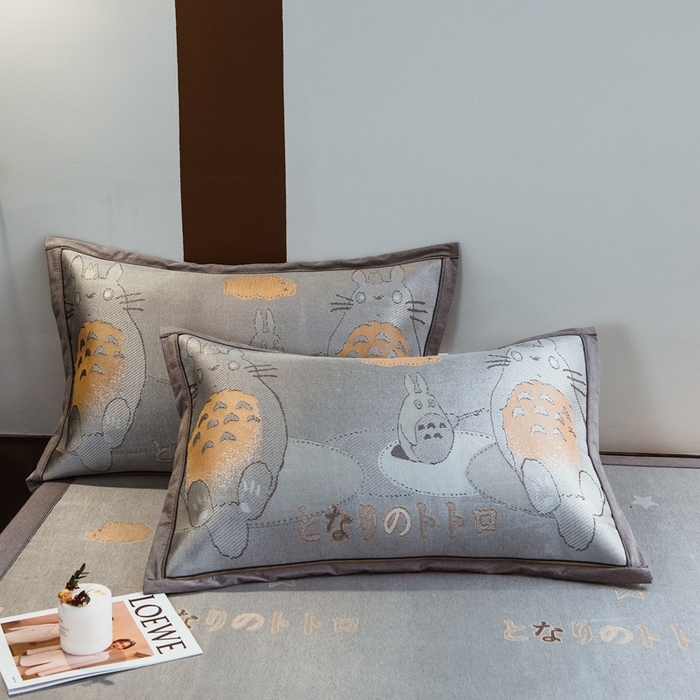 91家纺网 家纺一手货源 找家纺 全季家居 2025新款900D高精密三色纬提花冰丝凉席 床席-龙小猫-灰