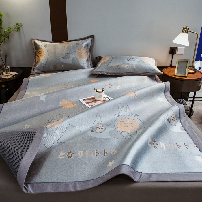 91家纺网 家纺一手货源 找家纺 全季家居 2025新款900D高精密三色纬提花冰丝凉席 床席-龙小猫-灰