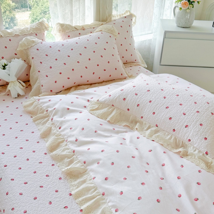 91家纺网 家纺一手货源 找家纺 添越家纺2025新款纯棉砂洗床盖三件套四件套系列 草莓小园