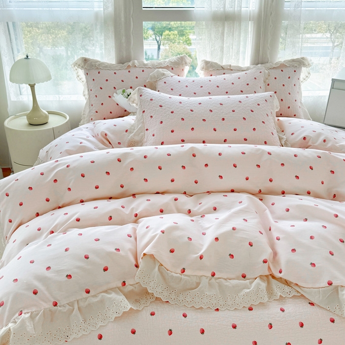91家纺网 家纺一手货源 找家纺 添越家纺2025新款纯棉砂洗床盖三件套四件套系列 草莓小园