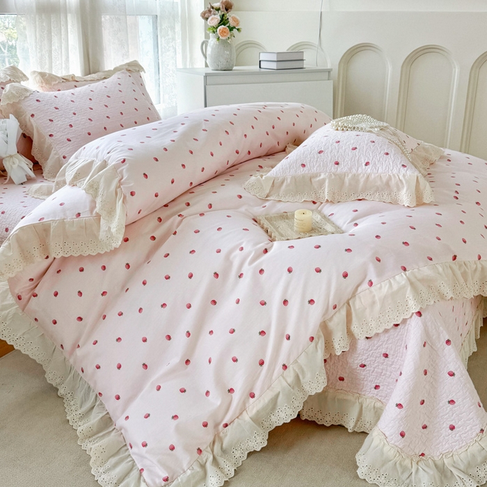 91家纺网 家纺一手货源 找家纺 添越家纺2025新款纯棉砂洗床盖三件套四件套系列 草莓小园