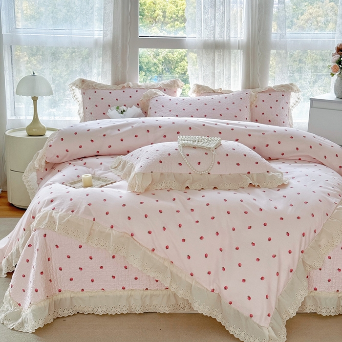 91家纺网 家纺一手货源 找家纺 添越家纺2025新款纯棉砂洗床盖三件套四件套系列 草莓小园