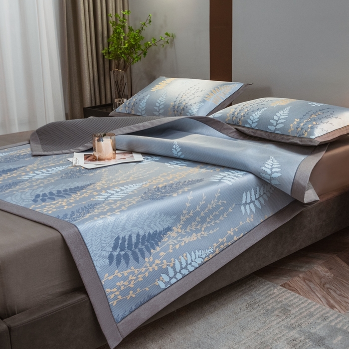 91家纺网 家纺一手货源 找家纺 全季家居 2025新款900D高精密三色纬提花冰丝凉席 床席-陌上草熏