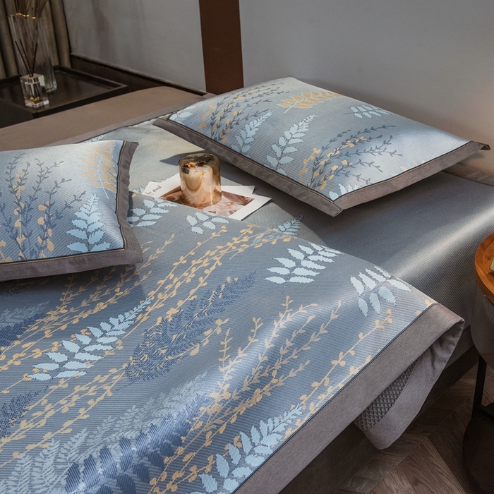 91家纺网 家纺一手货源 找家纺 全季家居 2025新款900D高精密三色纬提花冰丝凉席 床席-陌上草熏