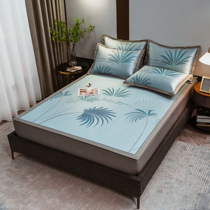 91家纺网 家纺一手货源 找家纺 全季家居 2025新款900D高精密三色纬提花冰丝凉席 床席-夏之语