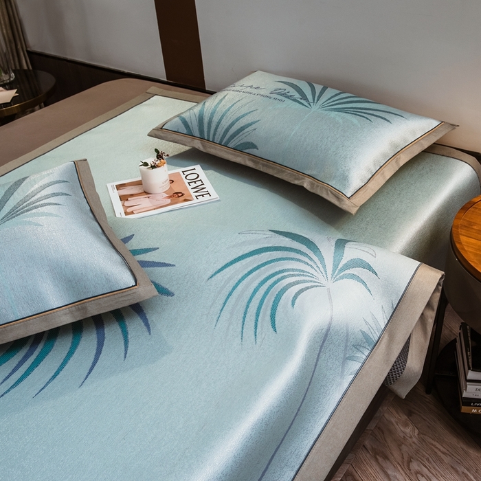 91家纺网 家纺一手货源 找家纺 全季家居 2025新款900D高精密三色纬提花冰丝凉席 床席-夏之语