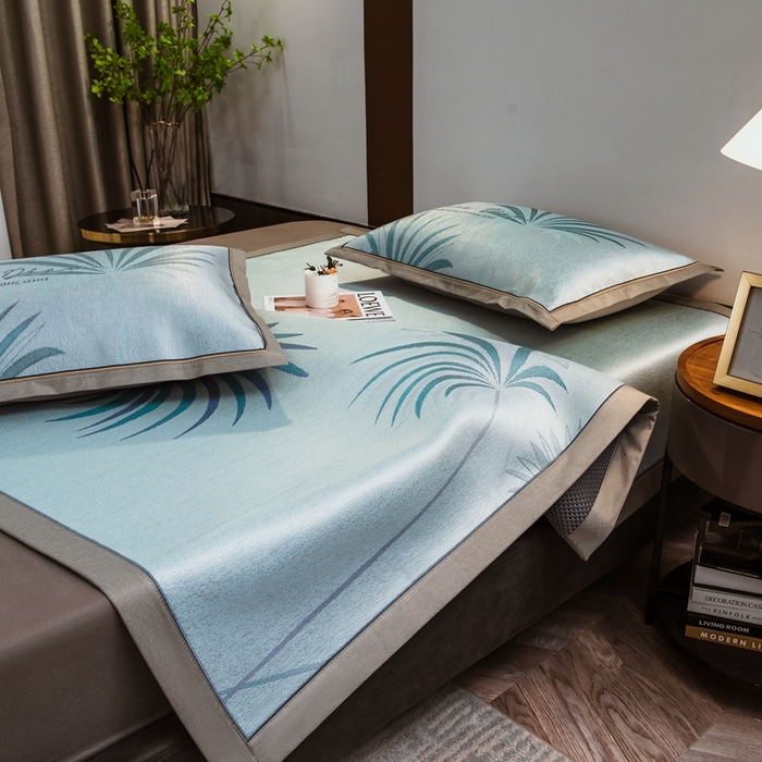 91家纺网 家纺一手货源 找家纺 全季家居 2025新款900D高精密三色纬提花冰丝凉席 床席-夏之语