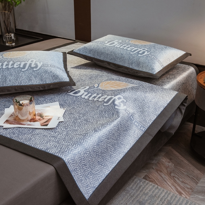 91家纺网 家纺一手货源 找家纺 全季家居 2025新款900D高精密三色纬提花冰丝凉席 床席-羽叶