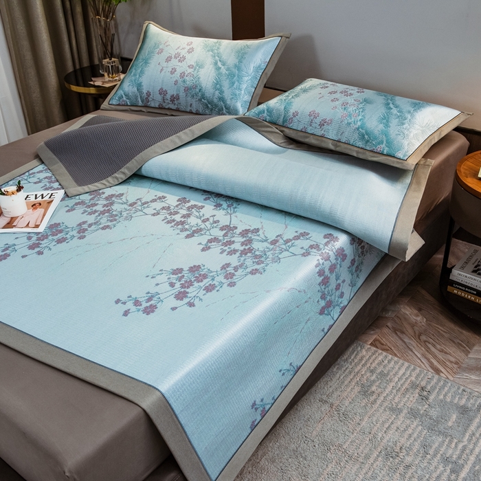 91家纺网 家纺一手货源 找家纺 全季家居 2025新款900D高精密三色纬提花冰丝凉席 床席-枝头梅花