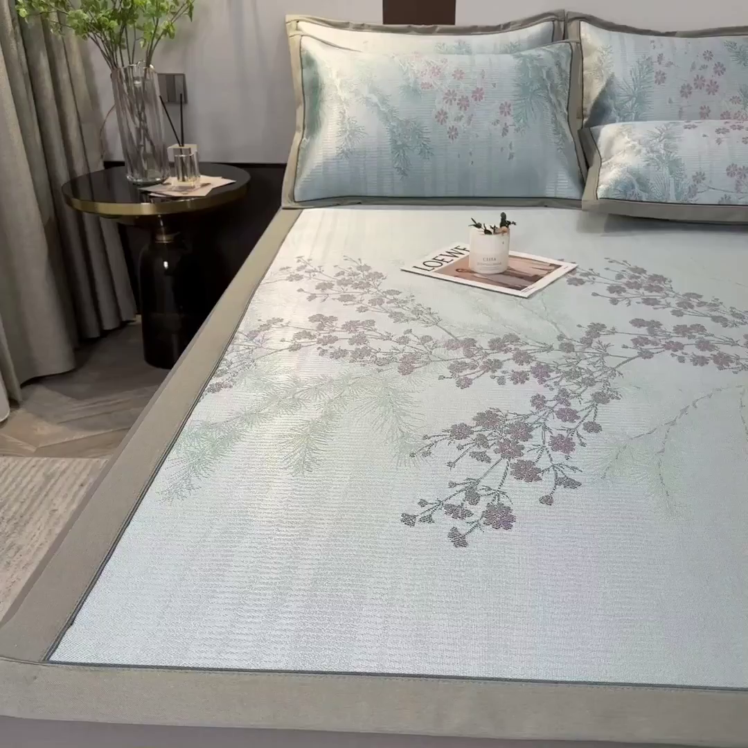 91家纺网 家纺一手货源 找家纺 全季家居 2025新款900D高精密三色纬提花冰丝凉席 床席-枝头梅花