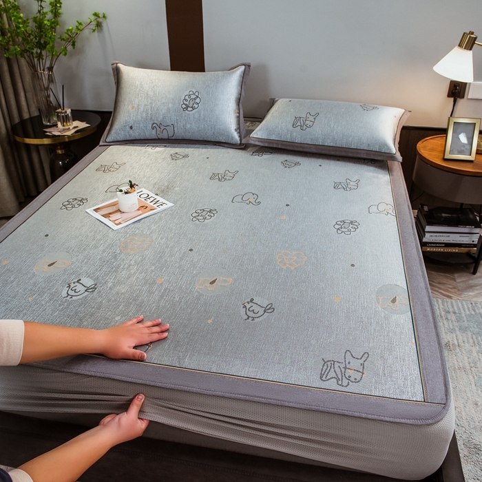 91家纺网 家纺一手货源 找家纺 全季家居 2025新款900D高精密三色纬提花冰丝凉席 床笠-动物乐园