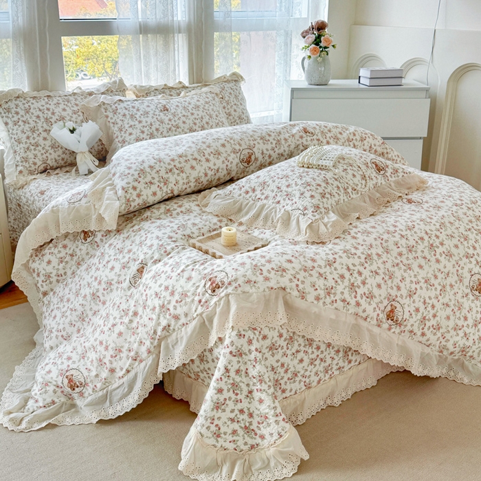 91家纺网 家纺一手货源 找家纺 添越家纺2025新款纯棉砂洗床盖三件套四件套系列 田园小熊-米