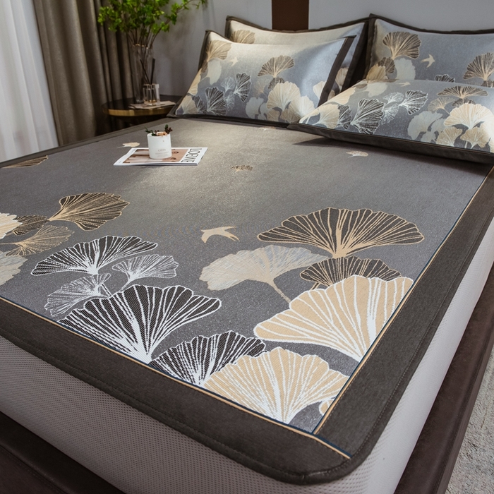 91家纺网 家纺一手货源 找家纺 全季家居 2025新款900D高精密三色纬提花冰丝凉席 床笠-落叶情深