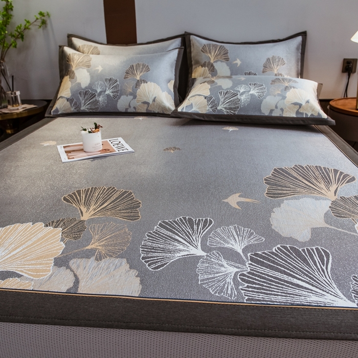 91家纺网 家纺一手货源 找家纺 全季家居 2025新款900D高精密三色纬提花冰丝凉席 床笠-落叶情深