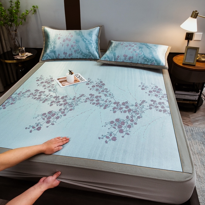 91家纺网 家纺一手货源 找家纺 全季家居 2025新款900D高精密三色纬提花冰丝凉席 床笠-枝头梅花