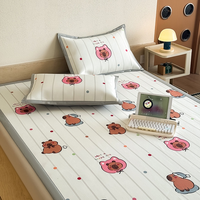 91家纺网 家纺一手货源 找家纺 （总）全季家居 2025新款日韩竖条风格卡通冰丝席