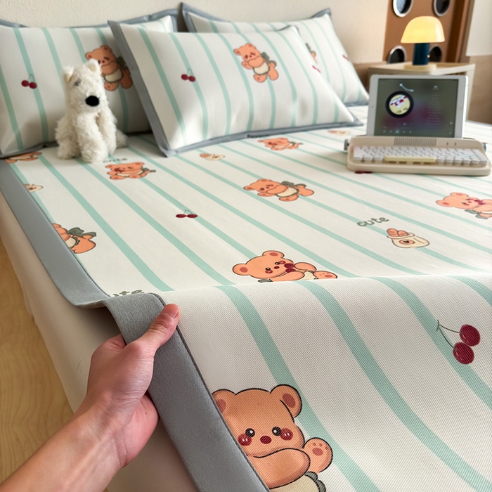 全季家居 2025新款日韩竖条风格卡通冰丝席 甜蜜小熊