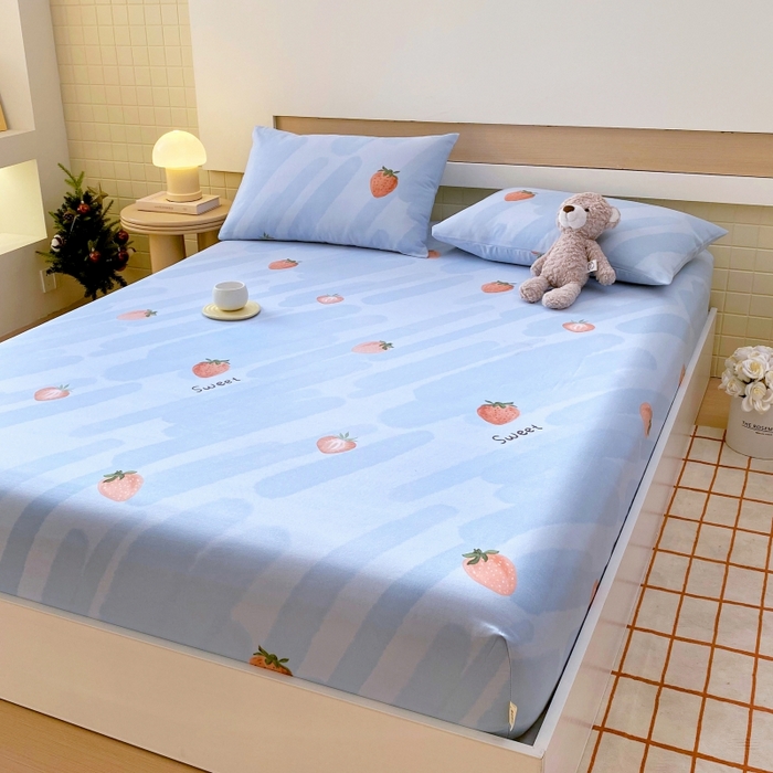 91家纺网 家纺一手货源 找家纺 慕尚家纺 2025新款全棉纯棉老粗布卡通床笠款凉席席子 草莓-蓝