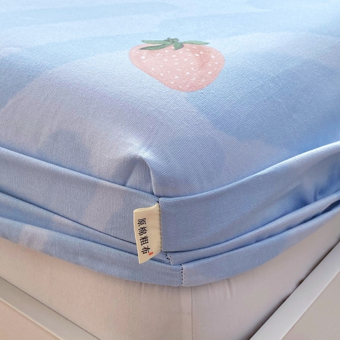 91家纺网 家纺一手货源 找家纺 慕尚家纺 2025新款全棉纯棉老粗布卡通床笠款凉席席子 草莓-蓝