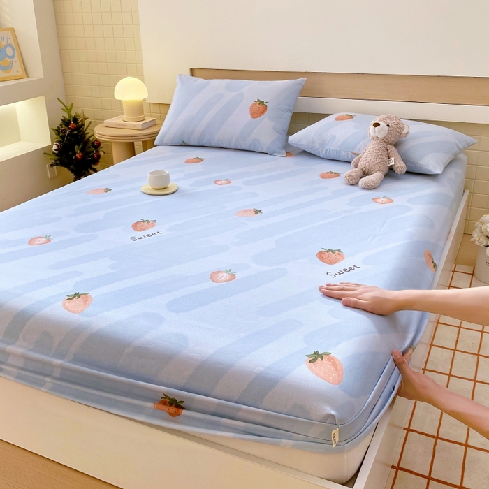 91家纺网 家纺一手货源 找家纺 慕尚家纺 2025新款全棉纯棉老粗布卡通床笠款凉席席子 草莓-蓝