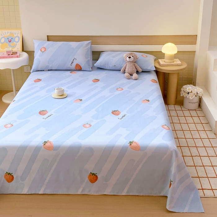 91家纺网 家纺一手货源 找家纺 慕尚家纺 2025新款全棉纯棉老粗布卡通床单款凉席席子 草莓-蓝