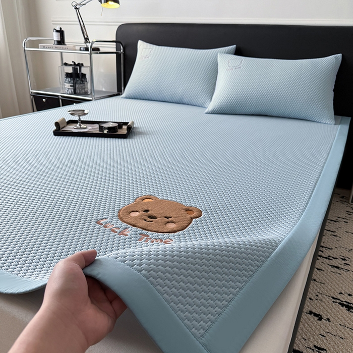 全季家居 2025新款A类乙纶PE调皮熊贴布绣系列凉豆豆席凉席席子 床席款-天蓝