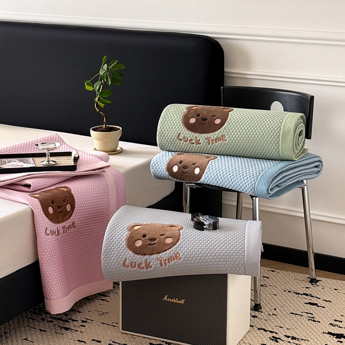 全季家居 2025新款A类乙纶PE调皮熊贴布绣系列凉豆豆席凉席席子 叠拍图仅供展示