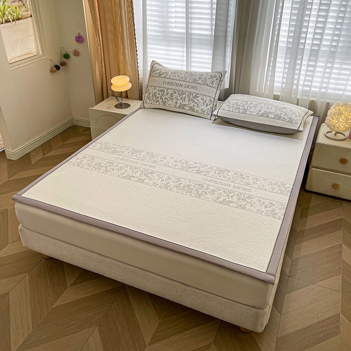 91家纺网 家纺一手货源 找家纺 全季家居 2025新款A类乙纶PE花卉轻奢提花系列凉豆豆席 床席款-浪漫枫林-浅灰