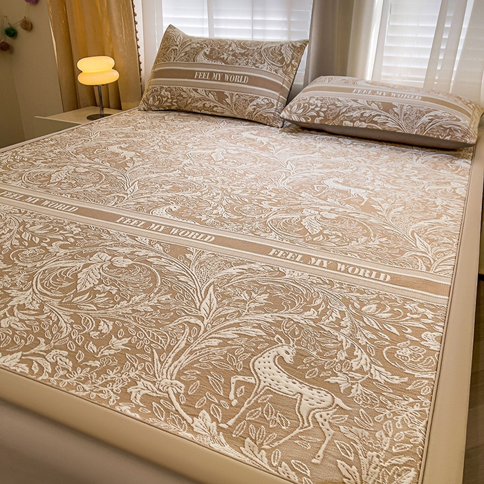 91家纺网 家纺一手货源 找家纺 全季家居 2025新款A类乙纶PE花卉轻奢提花系列凉豆豆席 床席款-麋鹿花园-浅咖