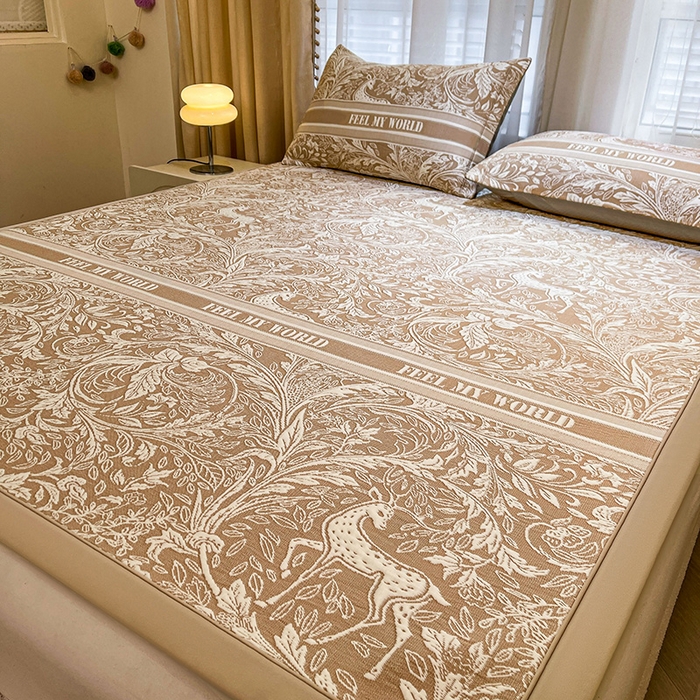 91家纺网 家纺一手货源 找家纺 全季家居 2025新款A类乙纶PE花卉轻奢提花系列凉豆豆席 床席款-麋鹿花园-浅咖