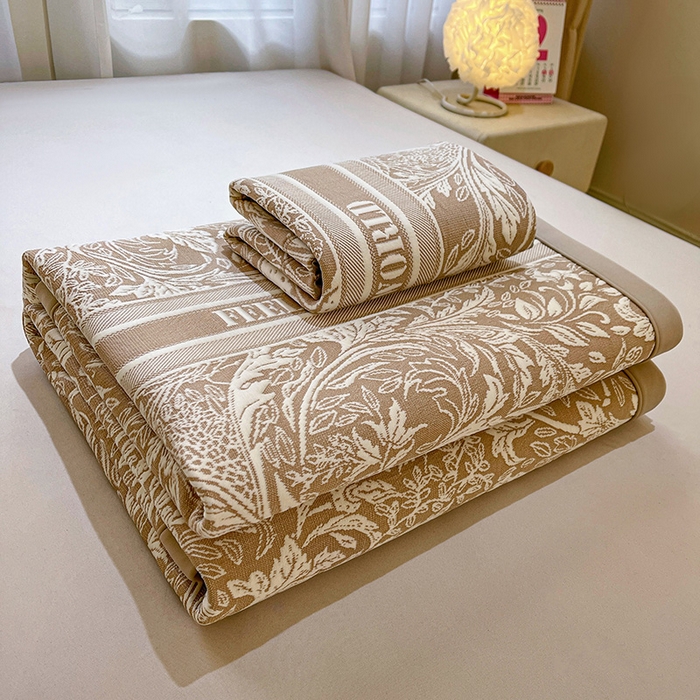 91家纺网 家纺一手货源 找家纺 全季家居 2025新款A类乙纶PE花卉轻奢提花系列凉豆豆席 床席款-麋鹿花园-浅咖