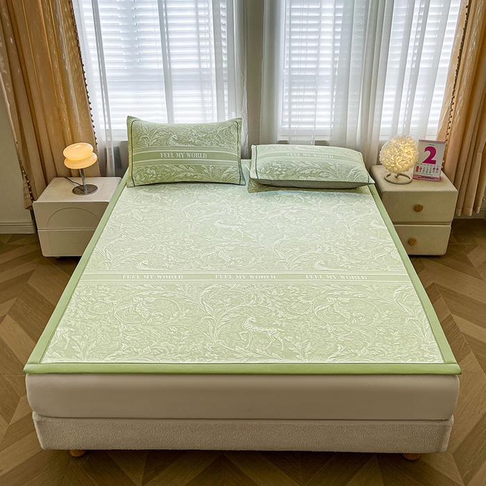 91家纺网 家纺一手货源 找家纺 全季家居 2025新款A类乙纶PE花卉轻奢提花系列凉豆豆席 床席款-麋鹿花园-水绿