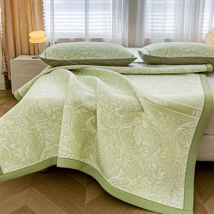 91家纺网 家纺一手货源 找家纺 全季家居 2025新款A类乙纶PE花卉轻奢提花系列凉豆豆席 床席款-麋鹿花园-水绿