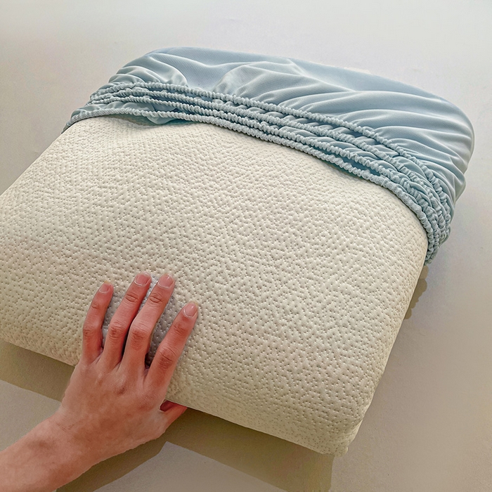 91家纺网 家纺一手货源 找家纺 全季家居 2025新款A类乙纶PE花卉轻奢提花系列凉豆豆席 床笠款-浪漫枫林-天蓝