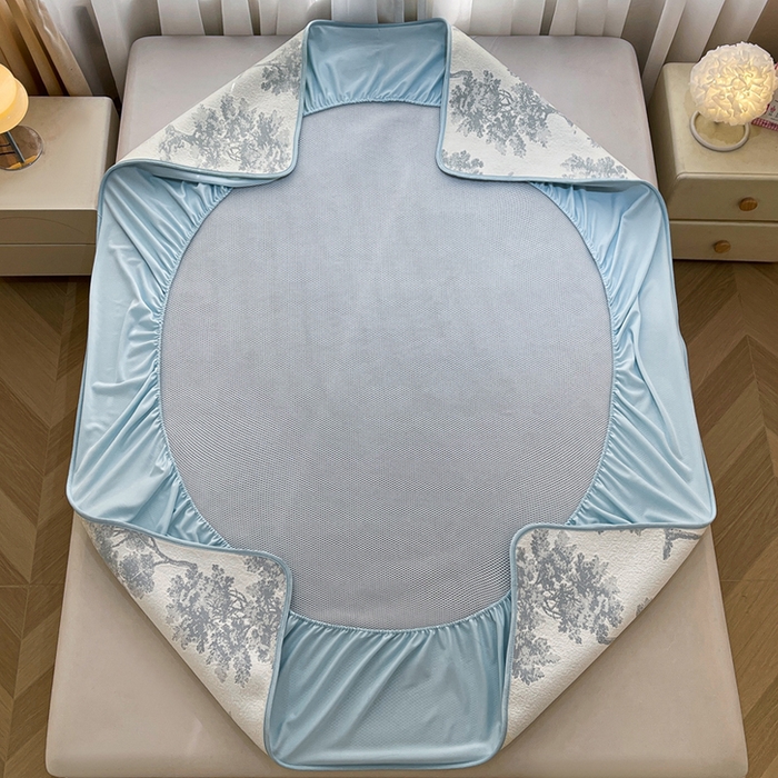 91家纺网 家纺一手货源 找家纺 全季家居 2025新款A类乙纶PE花卉轻奢提花系列凉豆豆席 床笠款-迷雾森林-天蓝