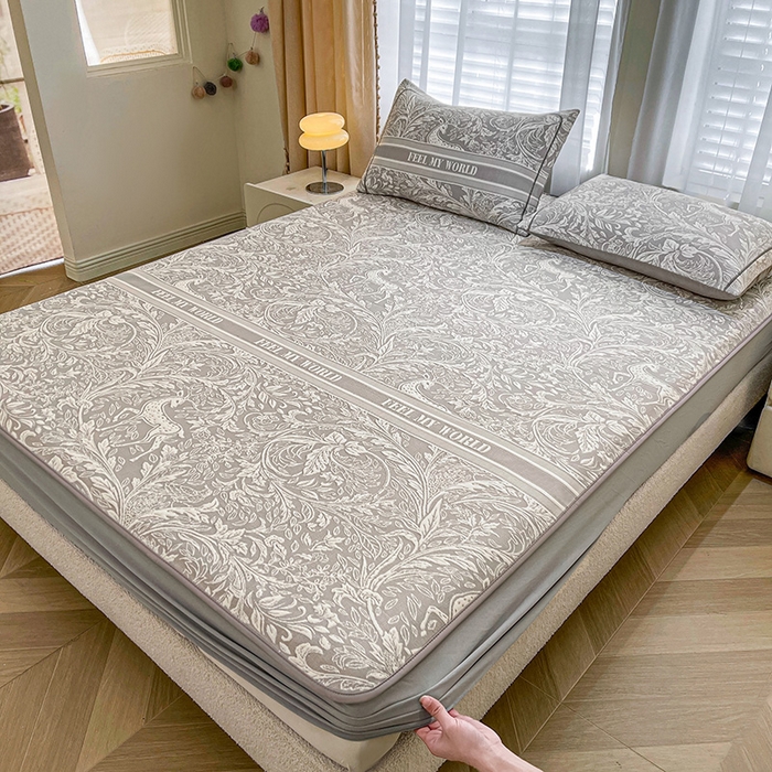 91家纺网 家纺一手货源 找家纺 全季家居 2025新款A类乙纶PE花卉轻奢提花系列凉豆豆席 床笠款-麋鹿花园-浅灰