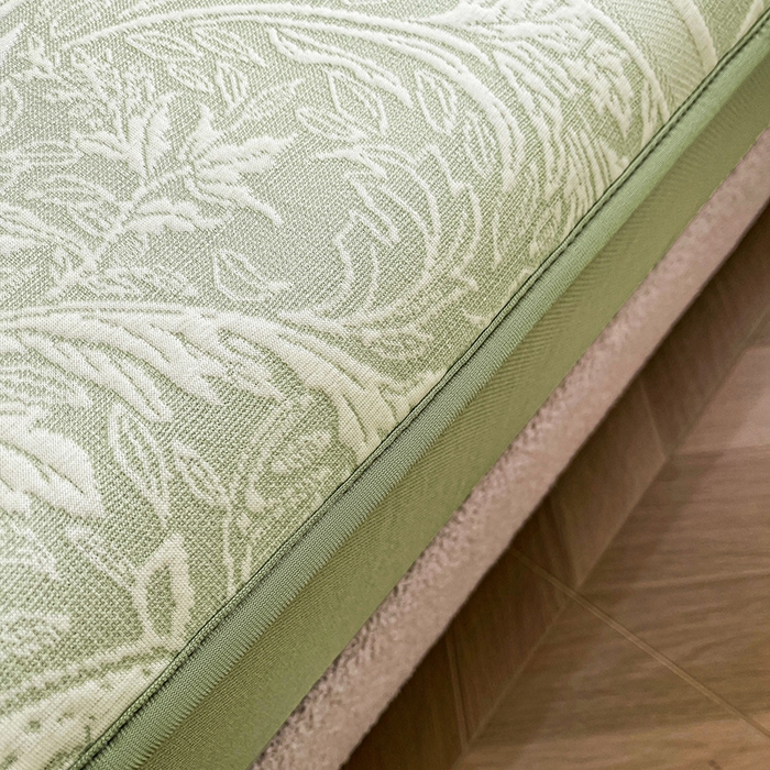 91家纺网 家纺一手货源 找家纺 全季家居 2025新款A类乙纶PE花卉轻奢提花系列凉豆豆席 床笠款-麋鹿花园-水绿