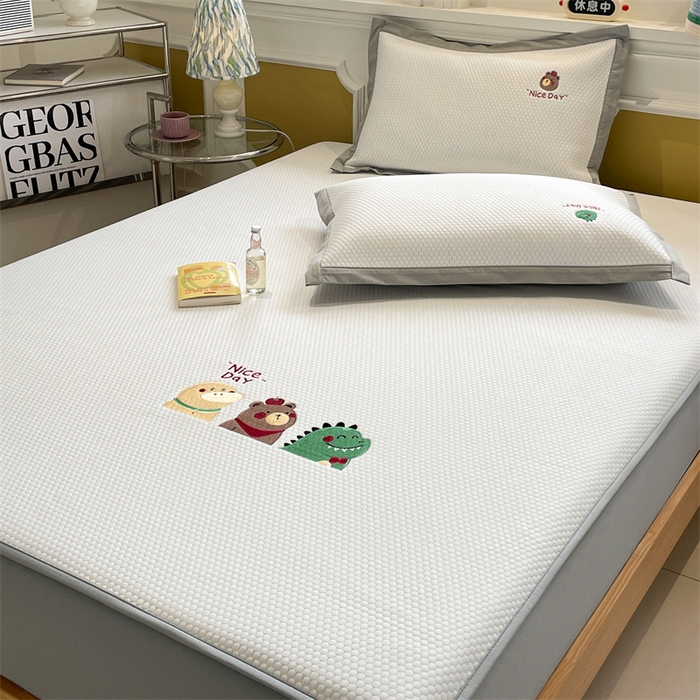 91家纺网 家纺一手货源 找家纺 启程家纺 2025新款凉豆豆复合三明治刺绣款凉席席子-床笠款 好伙伴-白-床笠款