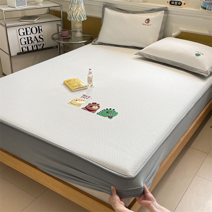 91家纺网 家纺一手货源 找家纺 启程家纺 2025新款凉豆豆复合三明治刺绣款凉席席子-床笠款 好伙伴-白-床笠款