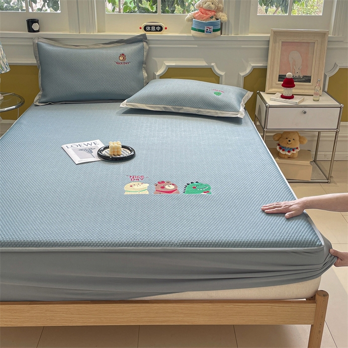 91家纺网 家纺一手货源 找家纺 启程家纺 2025新款凉豆豆复合三明治刺绣款凉席席子-床笠款 好伙伴-蓝-床笠款