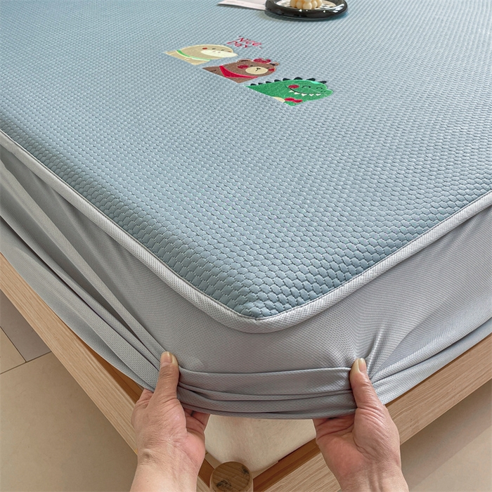 91家纺网 家纺一手货源 找家纺 启程家纺 2025新款凉豆豆复合三明治刺绣款凉席席子-床笠款 好伙伴-蓝-床笠款