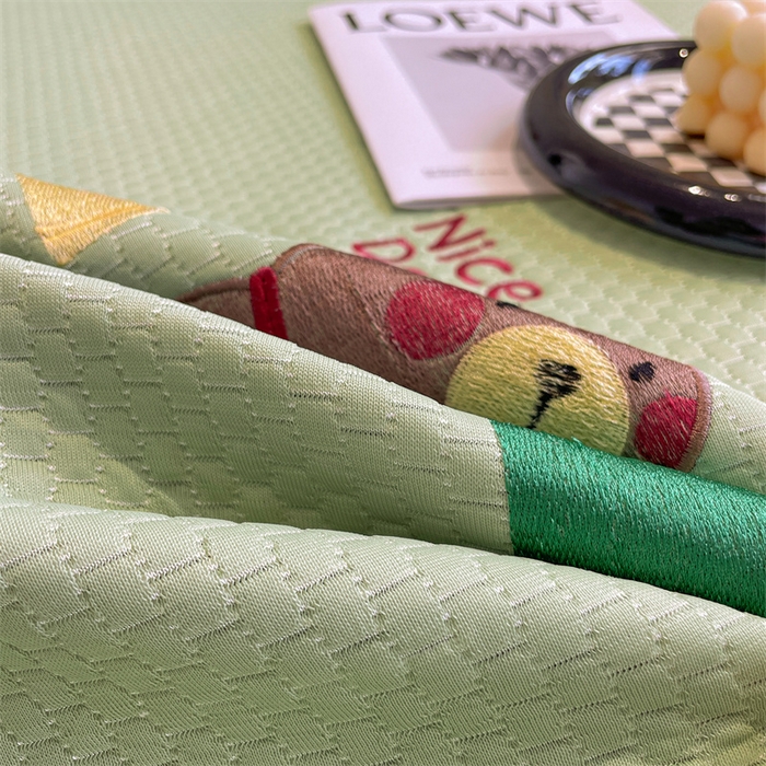 91家纺网 家纺一手货源 找家纺 启程家纺 2025新款凉豆豆复合三明治刺绣款凉席席子-床笠款 好伙伴-绿-床笠款