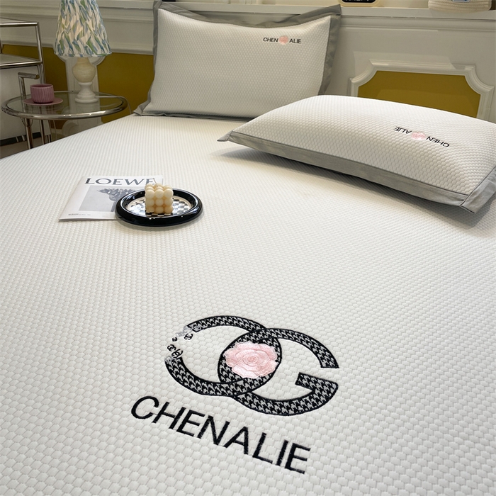 91家纺网 家纺一手货源 找家纺 启程家纺 2025新款凉豆豆复合三明治刺绣款凉席席子-床笠款 小香风-白-床笠款