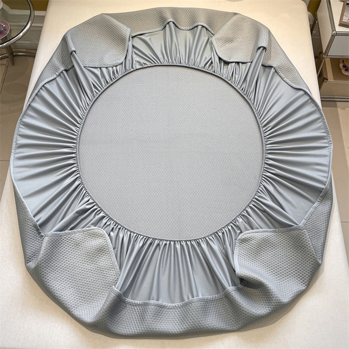 91家纺网 家纺一手货源 找家纺 启程家纺 2025新款凉豆豆复合三明治刺绣款凉席席子-床笠款 小香风-灰-床笠款