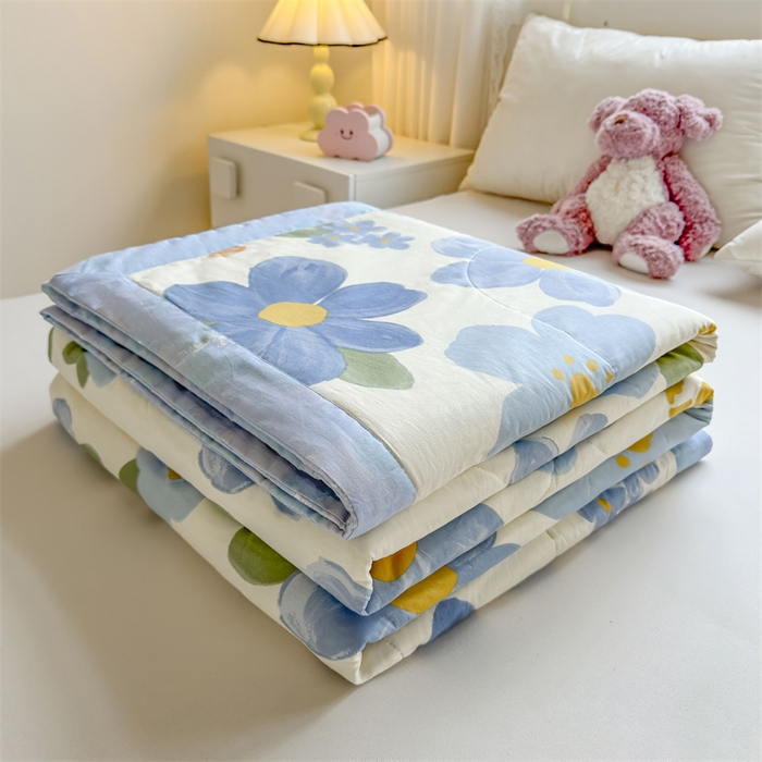 91家纺网 家纺一手货源 找家纺 小石头家纺 2025新款里外全棉A类纯棉棉花小碎花夏被包质检=买家秀 蓝色花海