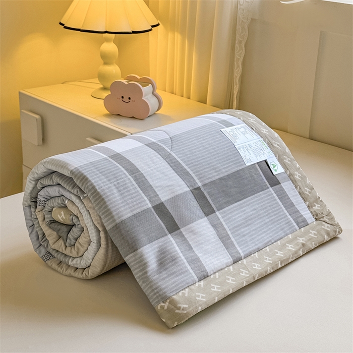 91家纺网 家纺一手货源 找家纺 小石头家纺 2025新款里外全棉A类纯棉棉花小碎花夏被包质检=买家秀 时尚格调