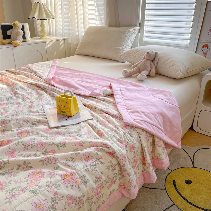 91家纺网 家纺一手货源 找家纺 小石头家纺 2025新款A类小清新纯棉印花夏被 粉黛佳人